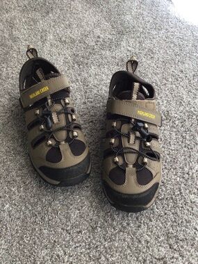 Highland Creek closed Athletic Outdoor Hiking Sport Sandel